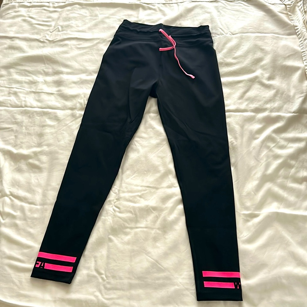 White Fox black and pink leggings M
